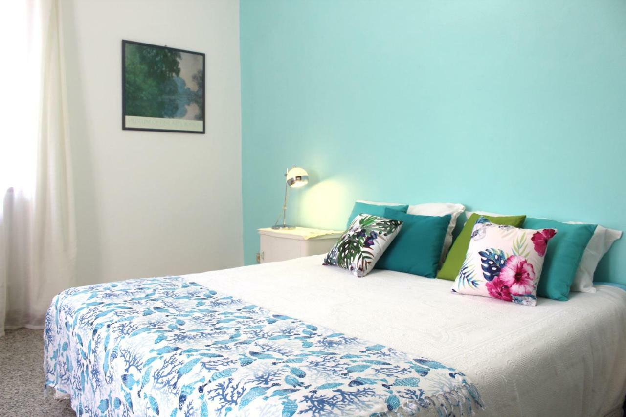 Il Giardino Dei Fiori Apartment แมนเดลโล เดล ลาริโอ ภายนอก รูปภาพ